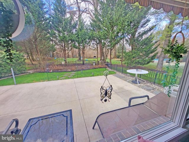 267 STONEGATE CIR S, Chambersburg, PA 17201