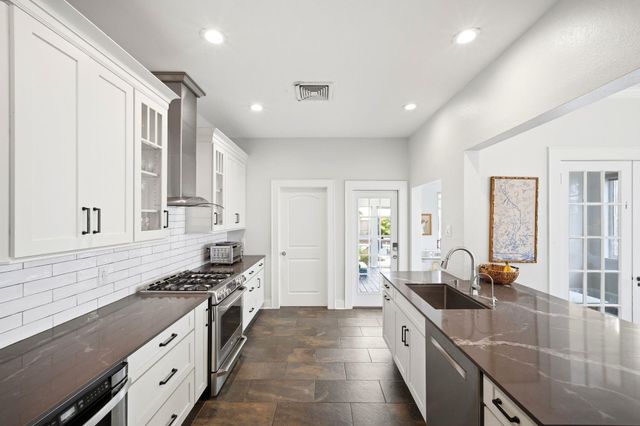 4509 Sherman Boulevard, Galveston, TX 77551
