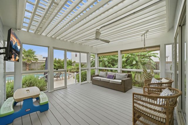 4509 Sherman Boulevard, Galveston, TX 77551