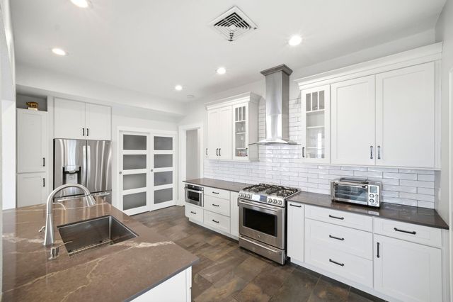 4509 Sherman Boulevard, Galveston, TX 77551