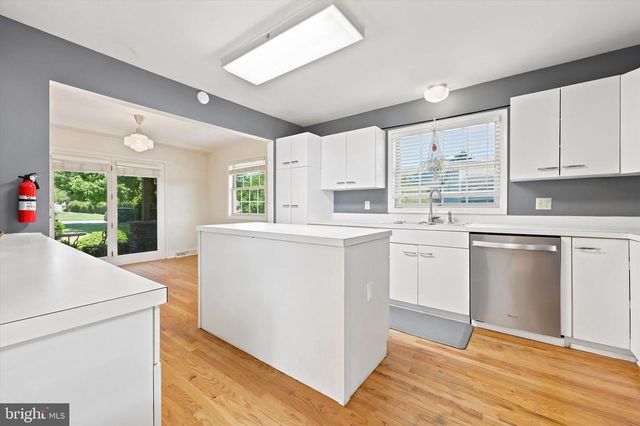 3745 HALSEY CT, Vineland, NJ 08361