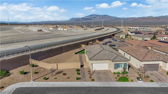 10774 Blackrock Canyon Avenue, Las Vegas, NV 89166