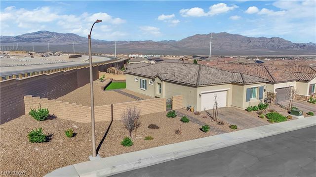 10774 Blackrock Canyon Avenue, Las Vegas, NV 89166