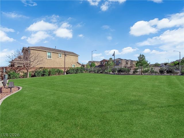 10774 Blackrock Canyon Avenue, Las Vegas, NV 89166