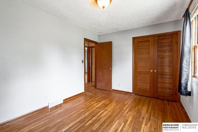 12736 Weir Street, Omaha, NE 68137