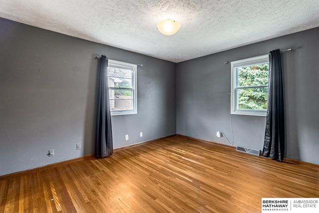 12736 Weir Street, Omaha, NE 68137