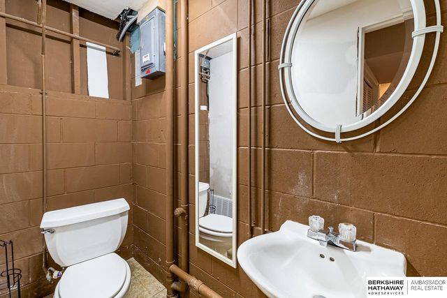 12736 Weir Street, Omaha, NE 68137