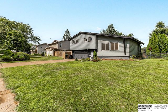 12736 Weir Street, Omaha, NE 68137