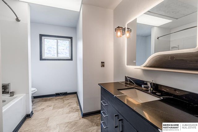 12736 Weir Street, Omaha, NE 68137