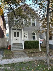 418 7th Avenue, Troy, NY 12182