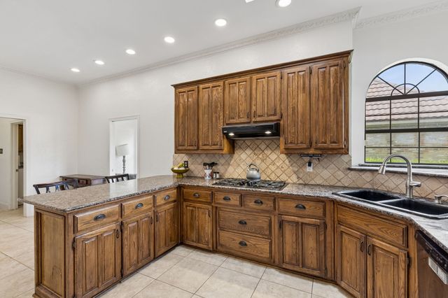 1909 Pecan Ridge Drive, Rowlett, TX 75088
