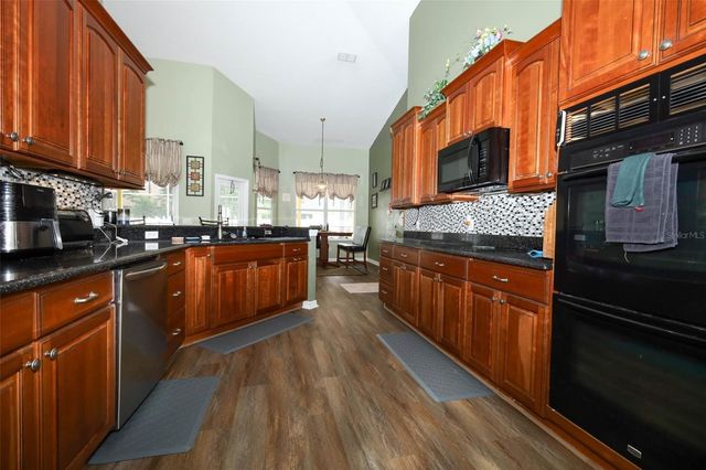 877 KENSINGTON GARDENS COURT, Oviedo, FL 32765