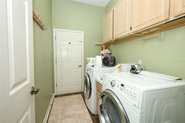 877 KENSINGTON GARDENS COURT, Oviedo, FL 32765