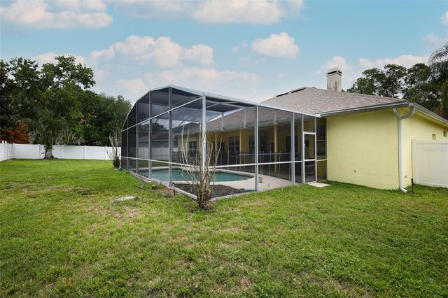 877 KENSINGTON GARDENS COURT, Oviedo, FL 32765
