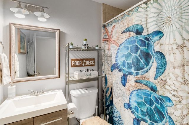 232 Aragon St, Vallejo, CA 94591