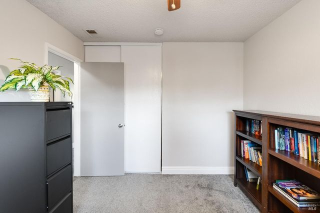 232 Aragon St, Vallejo, CA 94591