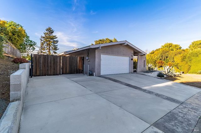 232 Aragon St, Vallejo, CA 94591