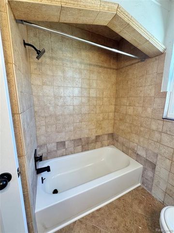 7751 Cortland Avenue, Allen Park, MI 48101