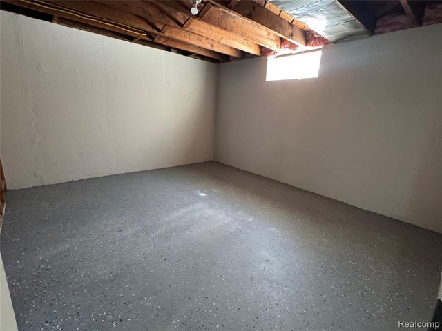 7751 Cortland Avenue, Allen Park, MI 48101