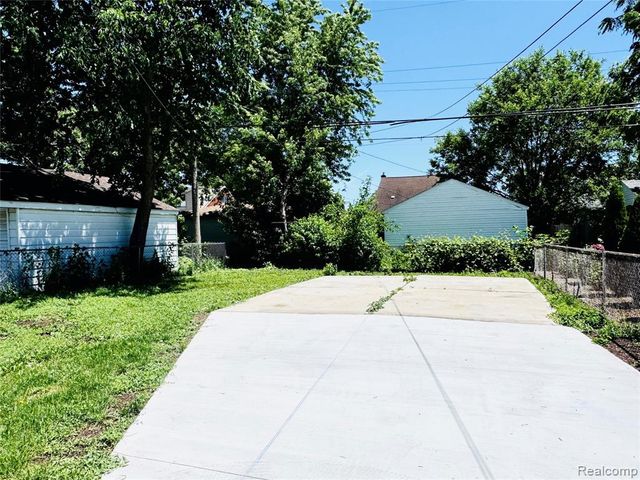 7751 Cortland Avenue, Allen Park, MI 48101