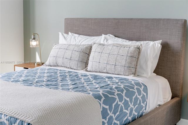 3250 NE 1st Ave 713, Miami, FL 33137