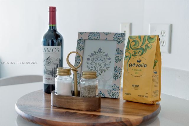 3250 NE 1st Ave 713, Miami, FL 33137