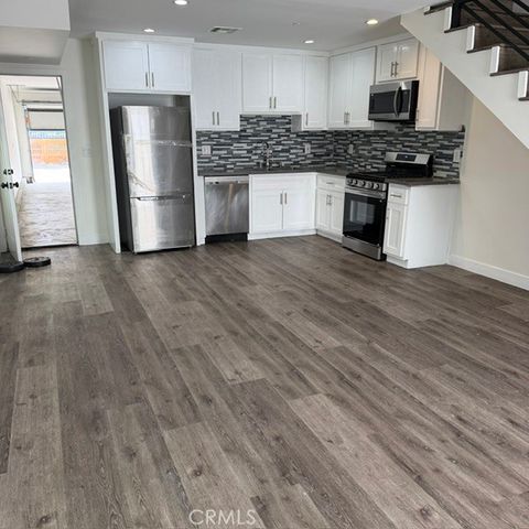 5874 Towne, Los Angeles, CA 90003