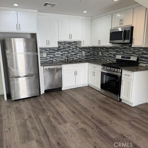 5874 Towne, Los Angeles, CA 90003
