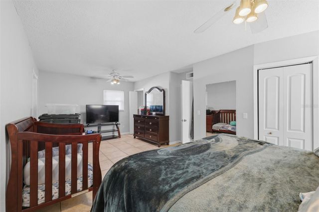 8001 N OLA AVENUE, Tampa, FL 33604