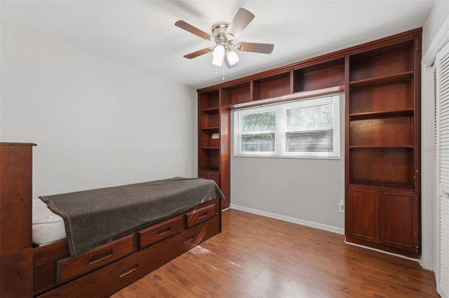 8001 N OLA AVENUE, Tampa, FL 33604