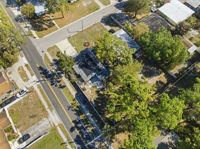 8001 N OLA AVENUE, Tampa, FL 33604