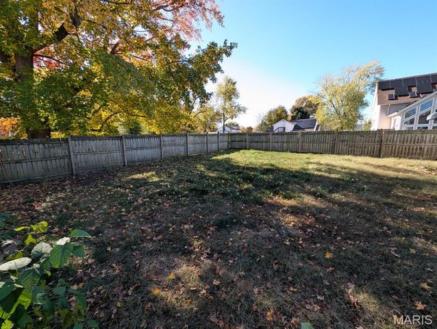 828 W Pearl Street, Staunton, IL 62088