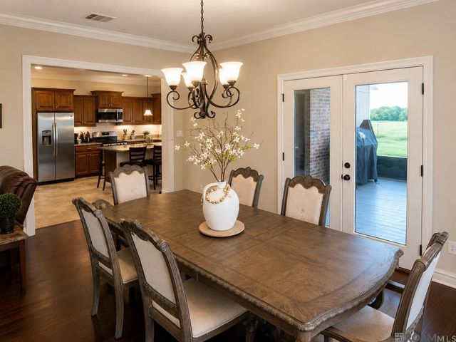 980 Lakehaven Dr, Gonzales, LA 70737