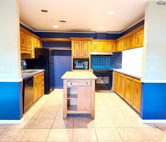 4811 DEL RIO TRAIL, Wichita Falls, TX 76310
