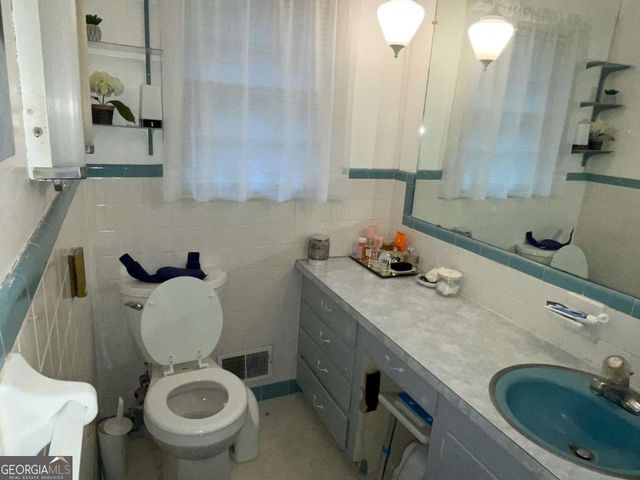 129 E Brumby Street, Reidsville, GA 30453