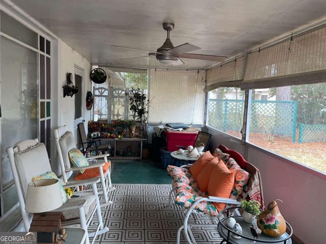 129 E Brumby Street, Reidsville, GA 30453