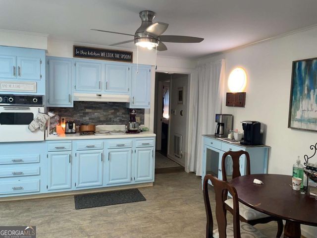 129 E Brumby Street, Reidsville, GA 30453