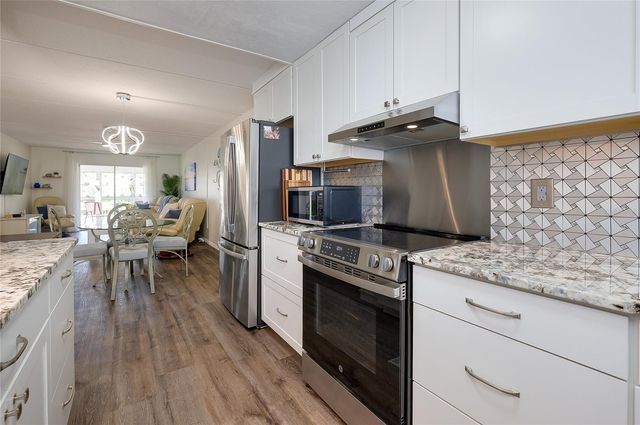 708 TAMIAMI TRAIL S 216, Venice, FL 34285