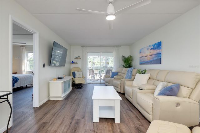 708 TAMIAMI TRAIL S 216, Venice, FL 34285
