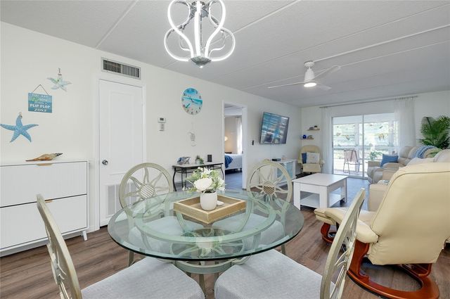 708 TAMIAMI TRAIL S 216, Venice, FL 34285
