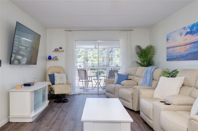708 TAMIAMI TRAIL S 216, Venice, FL 34285