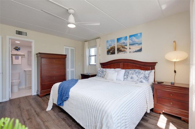 708 TAMIAMI TRAIL S 216, Venice, FL 34285