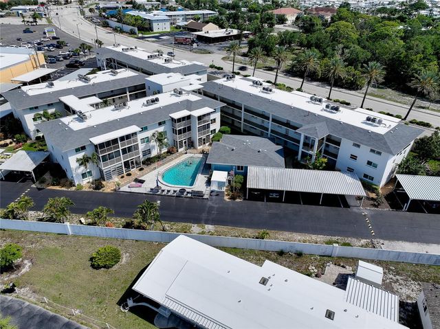 708 TAMIAMI TRAIL S 216, Venice, FL 34285