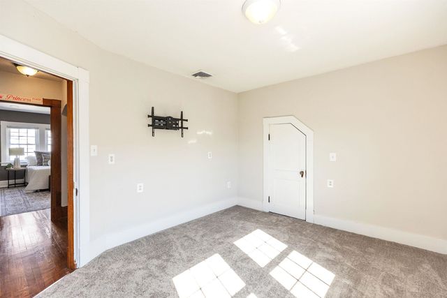 237 Jewett Street, Manchester, NH 03103