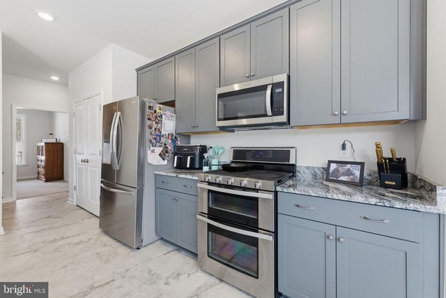 616 S POES RD, Amissville, VA 20106