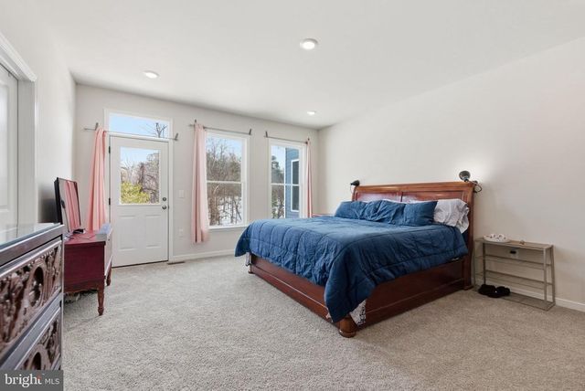 616 S POES RD, Amissville, VA 20106