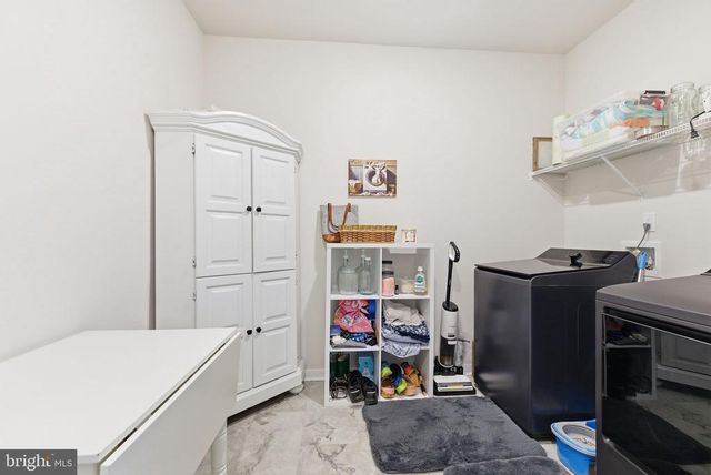 616 S POES RD, Amissville, VA 20106