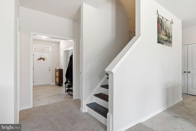 616 S POES RD, Amissville, VA 20106