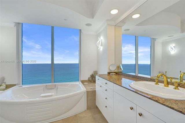 19111 Collins Ave 2905, Sunny Isles Beach, FL 33160