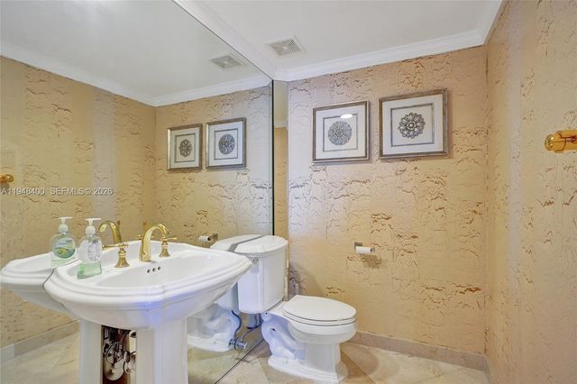 19111 Collins Ave 2905, Sunny Isles Beach, FL 33160